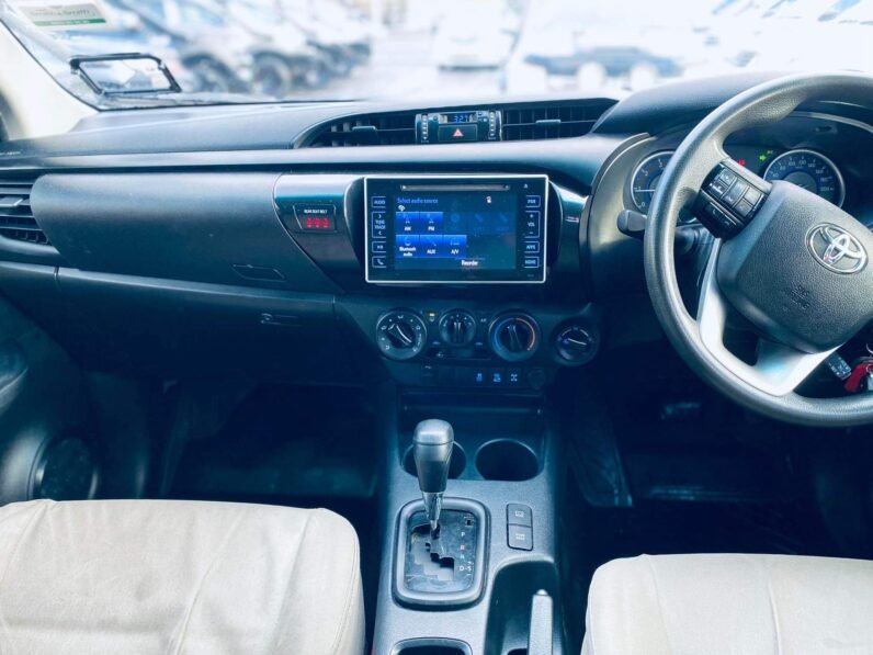 
								🔥 2018 Toyota Hilux 4wd, SR TD, 1GD🔥 full									