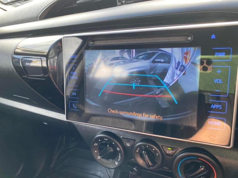 
								2018 Toyota Hilux SR full									