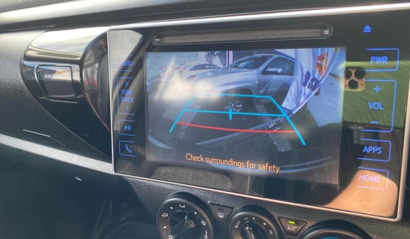 
								2018 Toyota Hilux SR full									