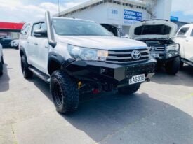 2016 Toyota Hilux SR