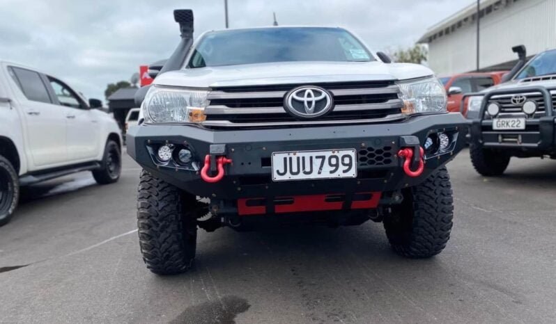 
								2016 Toyota Hilux full									