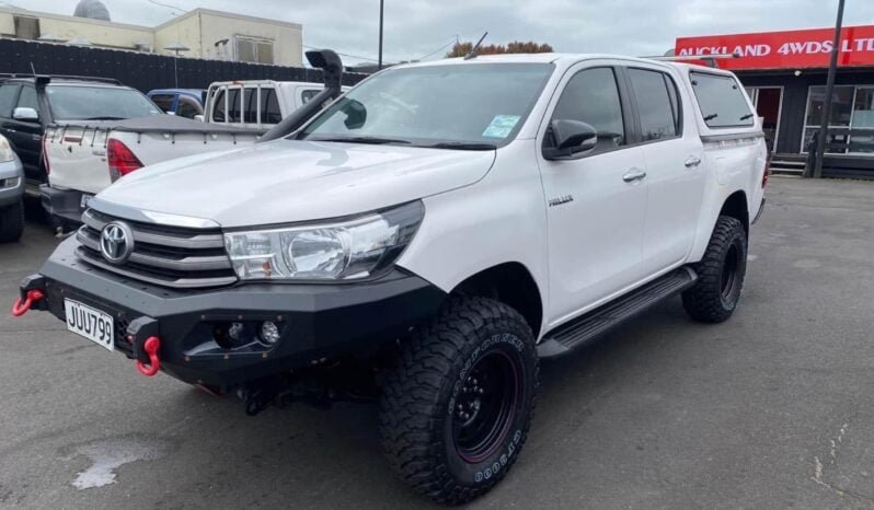 
								2016 Toyota Hilux full									