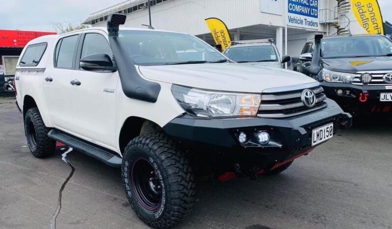 
								2018 Toyota Hilux 4wds full									