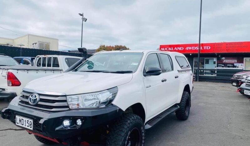 
								2018 Toyota Hilux 4wds full									