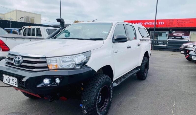 
								2018 Toyota Hilux 4wds full									