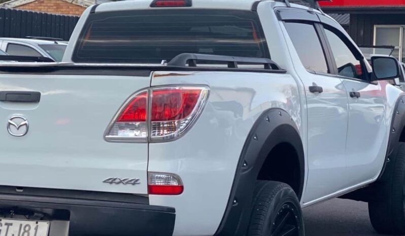 
								2013 Mazda BT-50 4WD full									