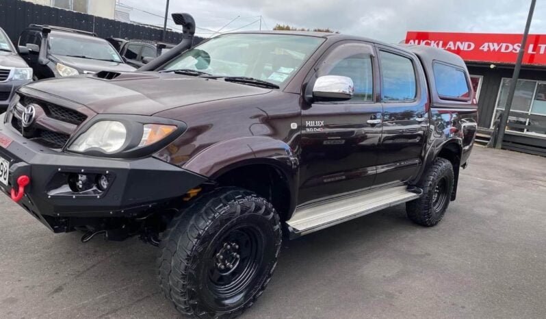 
								2006 Toyota Hilux SR5 full									