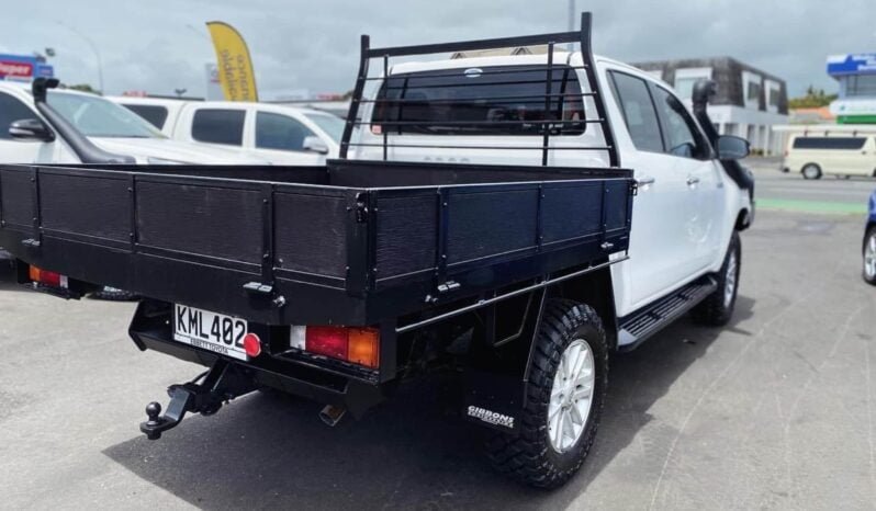 
								Toyota Hilux 2017, 4WD, SR full									