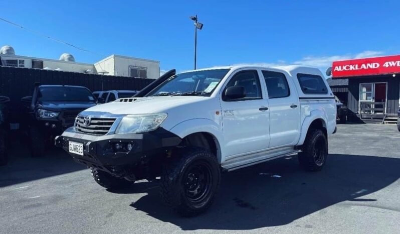
								2012 Toyota Hilux full									