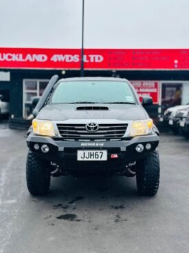 2015 Toyota Hilux SR