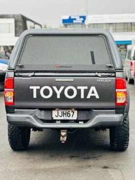 2015 Toyota Hilux SR