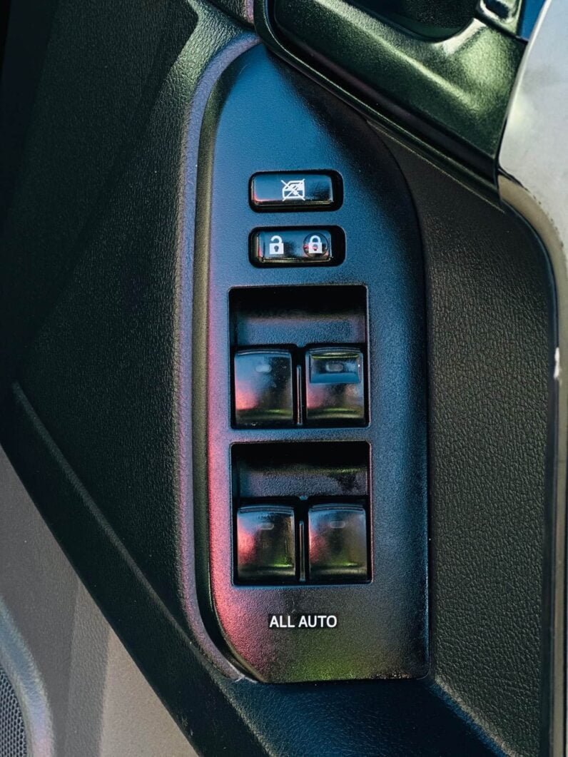 
								2010 Toyota land Cruiser Prado GX 4wds full									