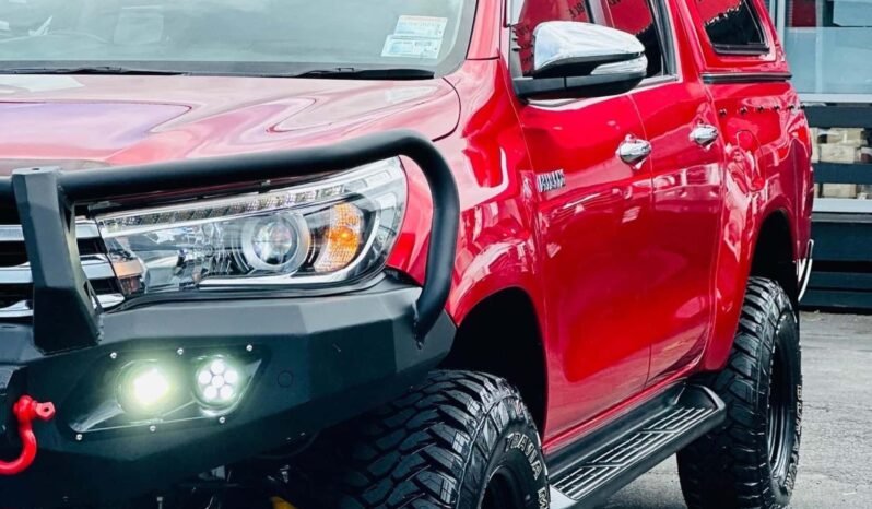 
								2016 Toyota Hilux full									