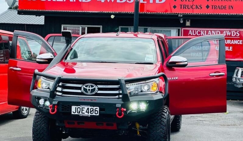 
								2016 Toyota Hilux full									