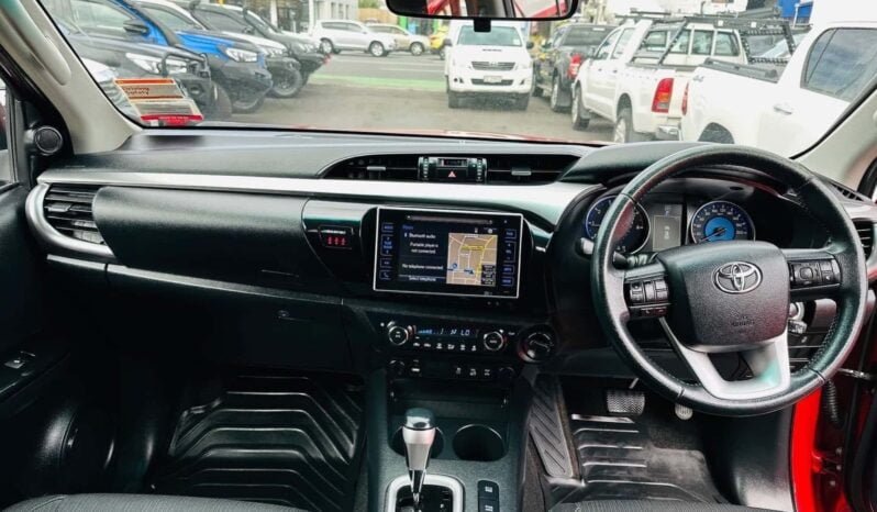 
								2016 Toyota Hilux full									