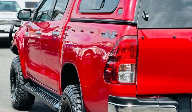 
								2016 Toyota Hilux full									