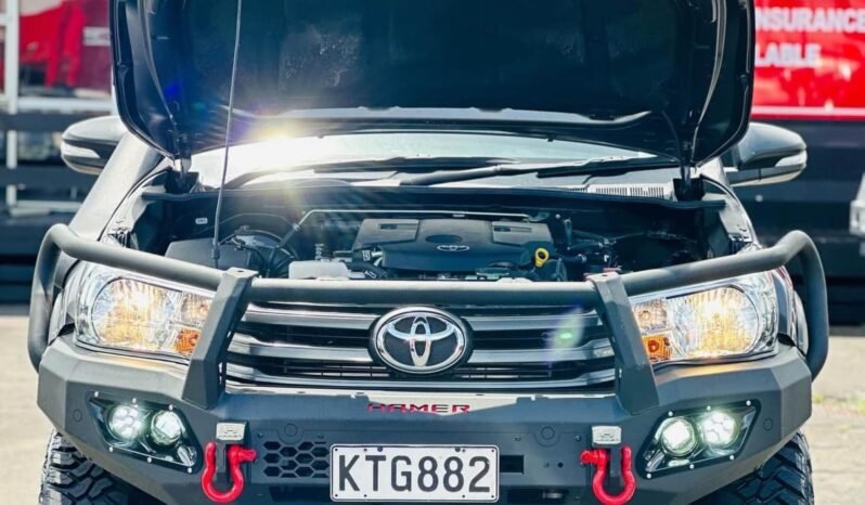 
								2017 Toyota Hilux full									
