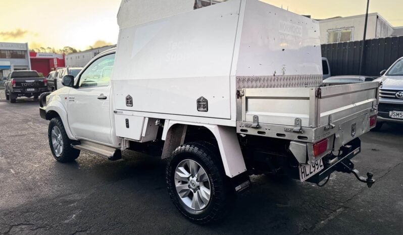 
								2014 Toyota Hilux full									