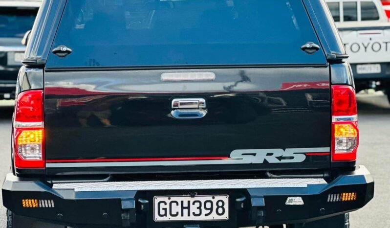 
								2011 Toyota Hilux SR5 full									
