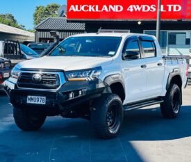 2019 Toyota Hilux SR