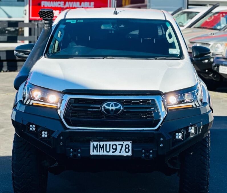 
								2019 Toyota Hilux SR full									