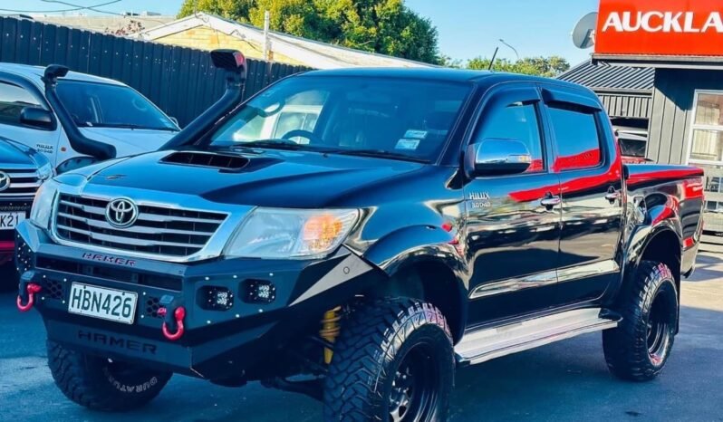 
								2013 Toyota Hilux SR5 full									