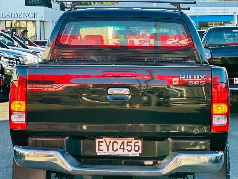 
								2009 Toyota Hilux SR5 full									