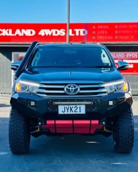 2016 Toyota Hilux  SR5