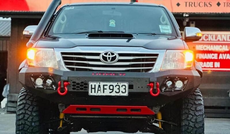 
								2013 Toyota Hilux SR5 3L full									