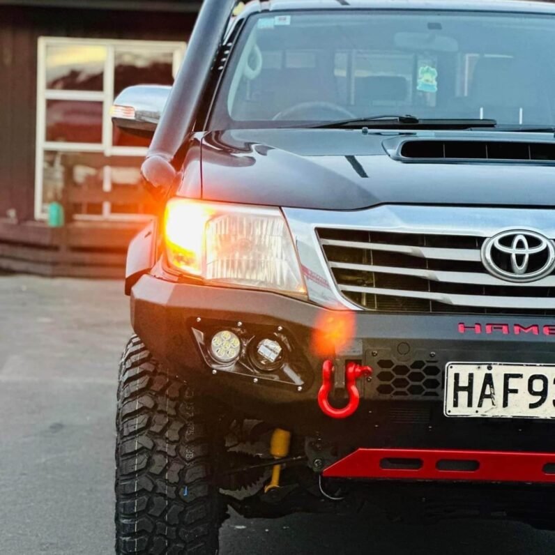 
								2013 Toyota Hilux SR5 3L full									