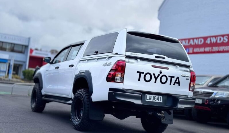 
								2018 Toyota Hilux full									