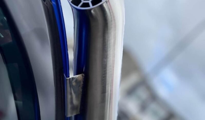 
								2017 Toyota Hilux SR5 full									