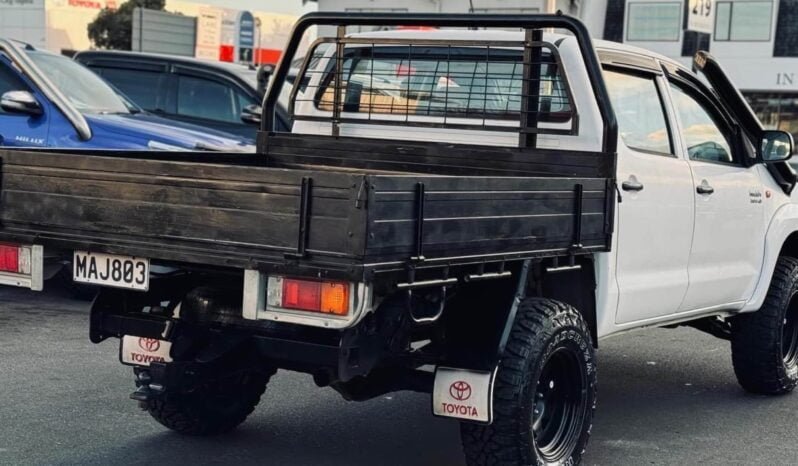 
								2012 Toyota Hilux SR full									