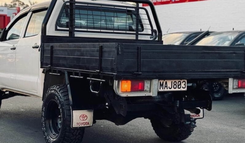 
								2012 Toyota Hilux SR full									