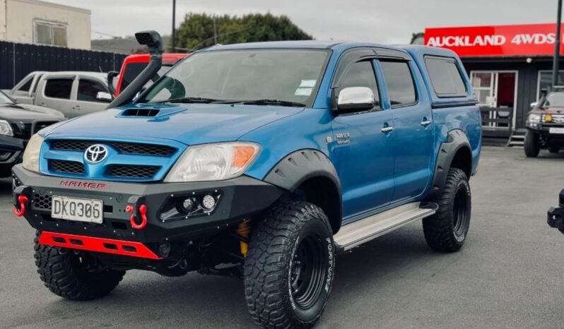 
								Toyota Hilux 2006 4WD SR5 full									