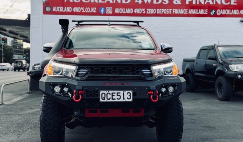 
								2019 Toyota Hilux SR5 full									