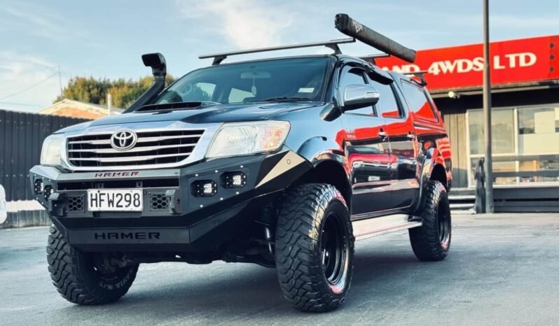 
								2014 Toyota Hilux SR5 full									