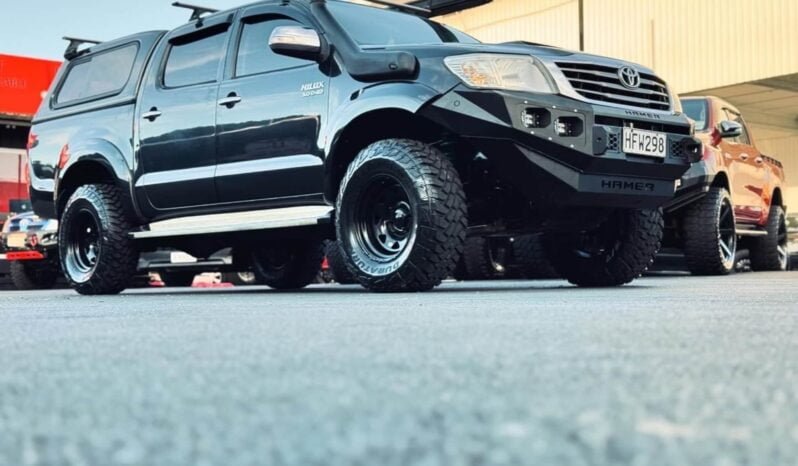 
								2014 Toyota Hilux SR5 full									