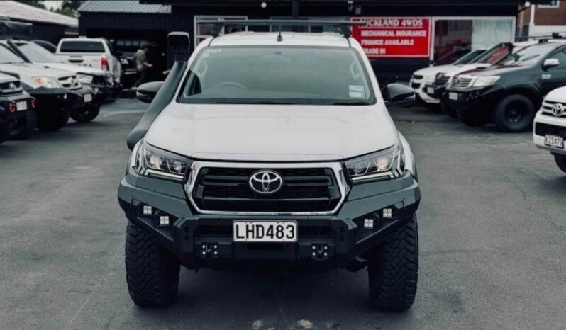 
								2018 Toyota Hilux SR full									