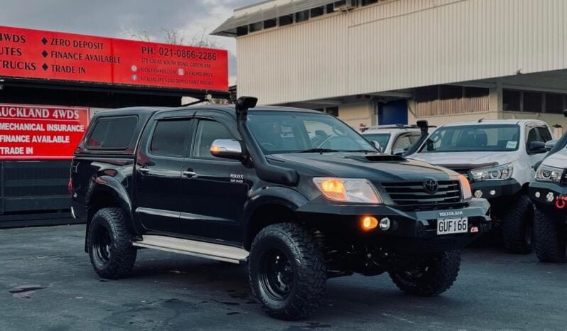 
								2013 Toyota Hilux SR5 full									