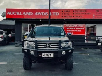 2018 Toyota Hilux SR5