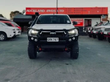 2022 Toyota Hilux SR5 Cruiser