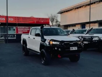 2022 Toyota Hilux SR5 Cruiser