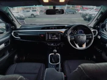 2016 Toyota Hilux SR5