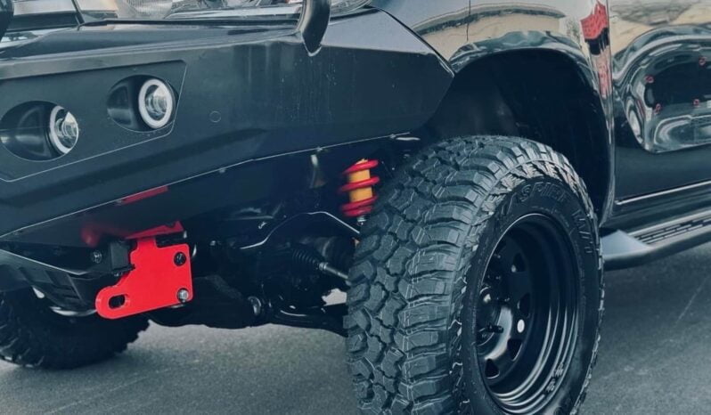 
								2016 Toyota Hilux SR5 full									