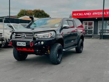 2016 Toyota Hilux, SR5