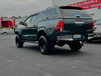 2016 Toyota Hilux, SR5