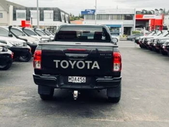 2019 Toyota Hilux SR5, TD, DC 4WD