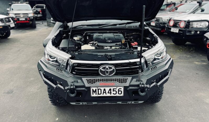 
								2019 Toyota Hilux SR5, TD, DC 4WD full									