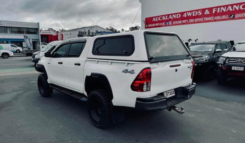 
								2018 Toyota Hilux full									